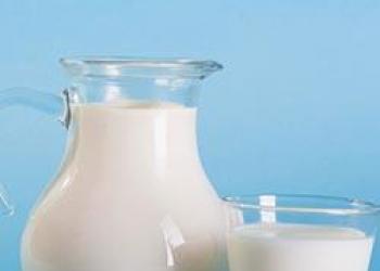 なぜ牛乳について夢を見るのですか - 夢の本による夢の解釈